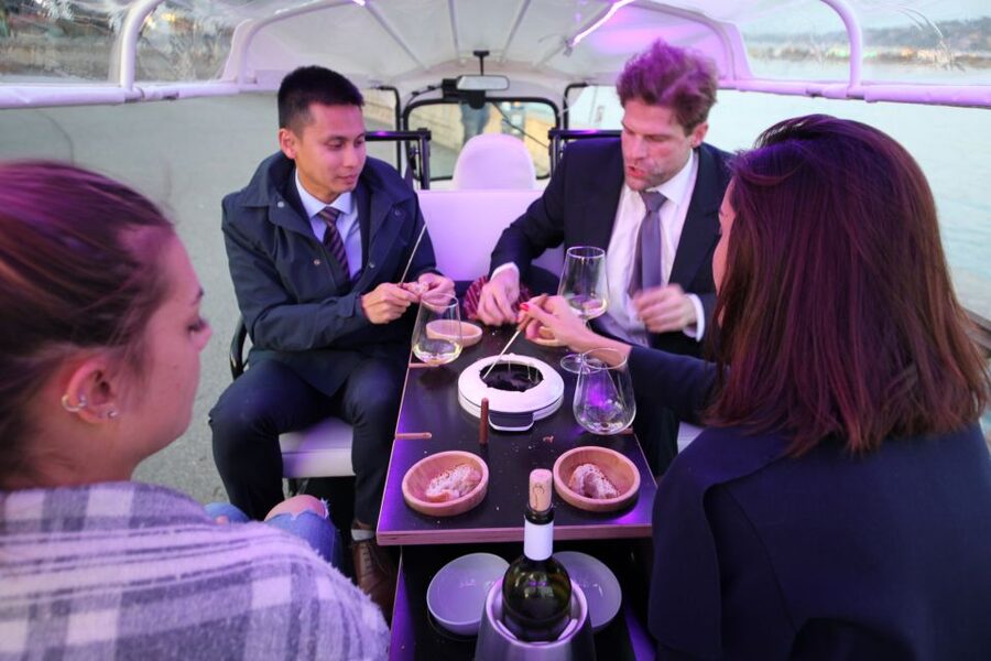 Geneva: tour with fondue and wine in TukTuk - Starting beside the Grand Theatre at Place de Neuve