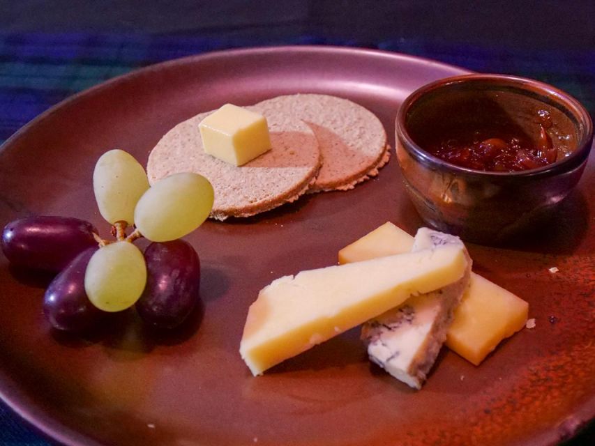 Glasgow: Whisky tasting and Scottish Cheeseboard - Practical planning for your Glasgow day