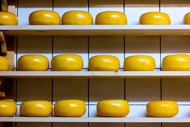 Gouda Private Walking Tour: History, Architecture & Cheese - Price, extra fees, and real value