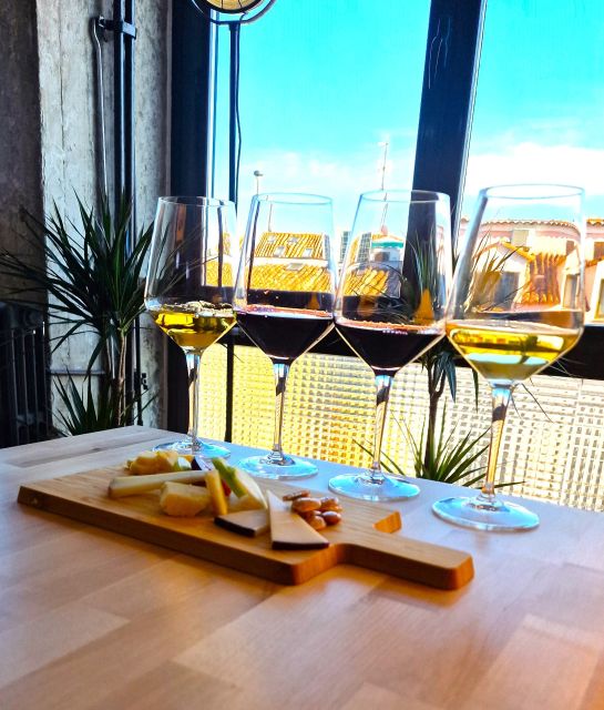 Gourmet Experience: Tasting of Spanish Cheeses and Wines - The guides are a major part of the experience