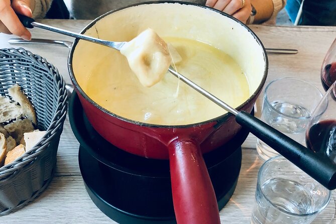 Gruyère Cheese and Chocolate Tasting Day Trip from Geneva - Maison Cailler: chocolate, history, and plenty of samples