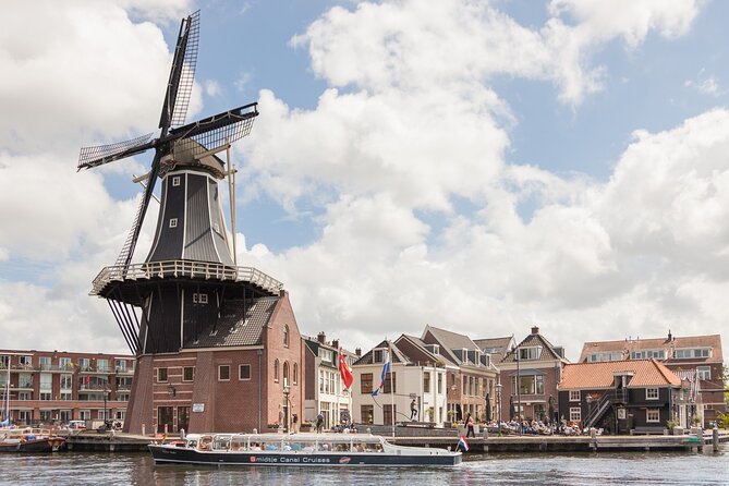 Haarlem Cheese and Wine Cruise - The Spaarne is the main attraction