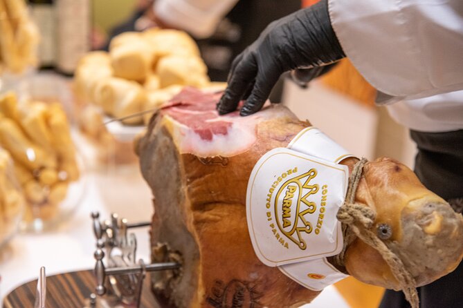 Half Day Private Parmigiano Reggiano and Parma Ham Experience - Torrechiara Castle: A Ten-Minute Pause