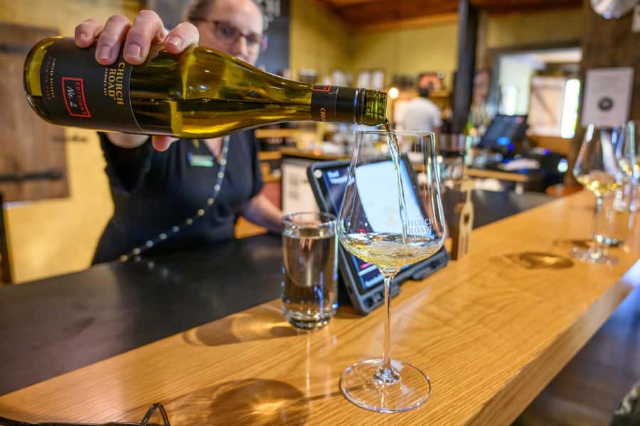 Hawkes Bay: Half-Day Wine Tour with Tastings and Cheeseboard - A second vineyard stop and more tasting