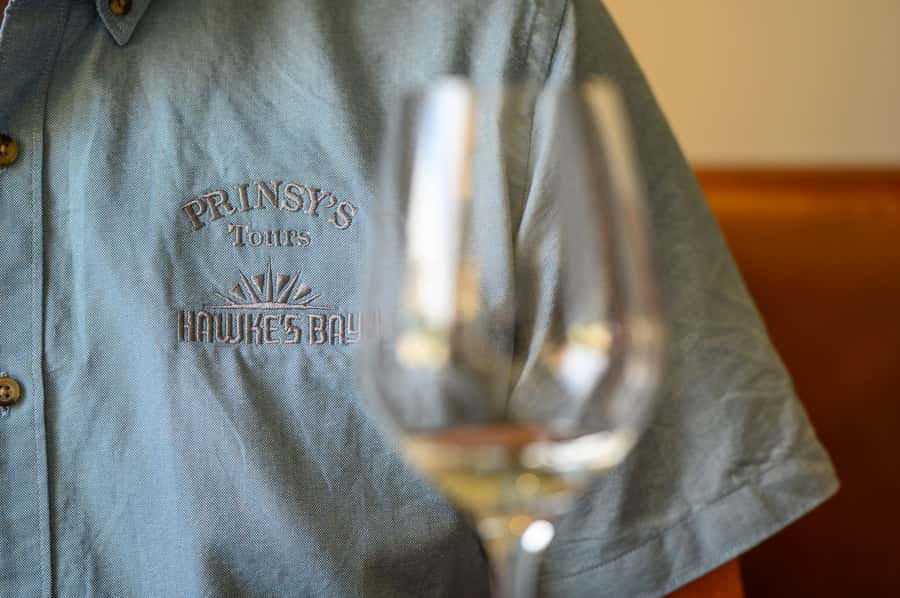 Hawkes Bay: Half-Day Wine Tour with Tastings and Cheeseboard - The guide makes the difference