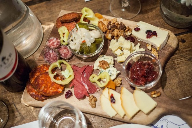Hungarian Wine Tasting (with Cheese and Charcuterie) in Budapest - Planning your Budapest afternoon
