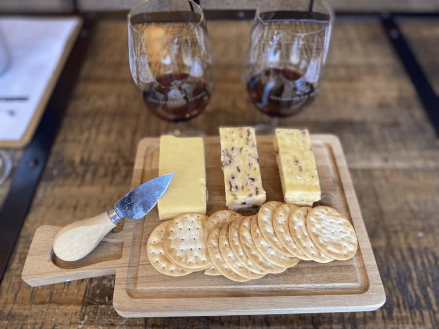 Hunter Valley: Wine and Cheese Tasting Experience - Learning the character of Hunter Valley wine
