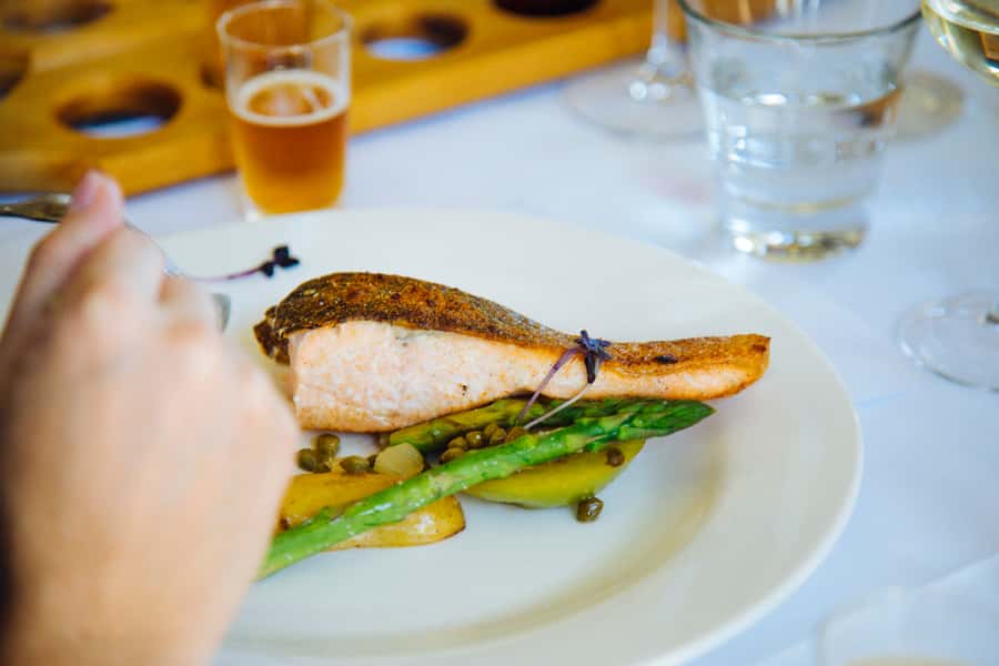 Hunter Valley: Wine, Spirits, and Cheese Tour with Lunch - Key points at a glance