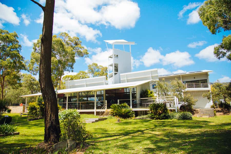 Hunter Valley: Wine, Spirits, and Cheese Tour with Lunch - Behind the scenes in wine production