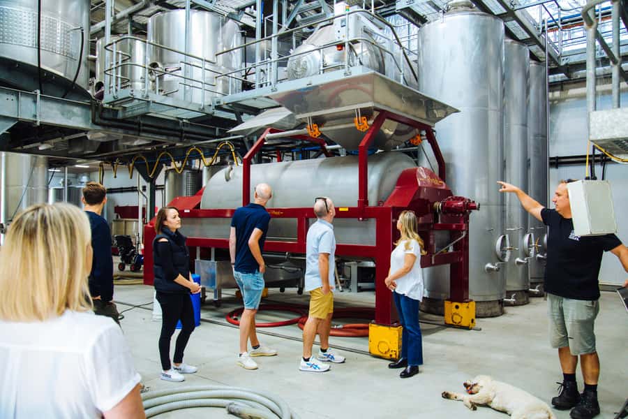 Hunter Valley: Wine, Spirits, and Cheese Tour with Lunch - Is $190 good value?