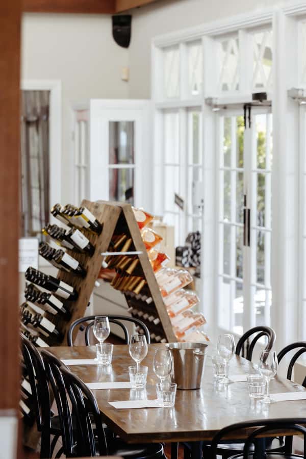 Hunter Valley: Wine Tour with 2-Course Lunch, Choc & Cheese - Leaving Sydney before breakfast