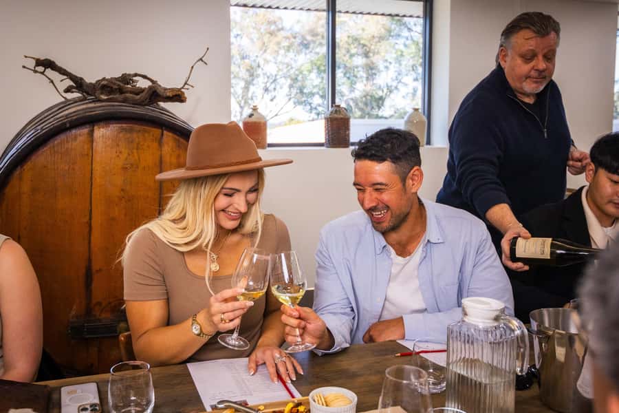 Hunter Valley: Wine Tour with 2-Course Lunch, Choc & Cheese - Mount Pleasant and Australia’s oldest Pinot Noir