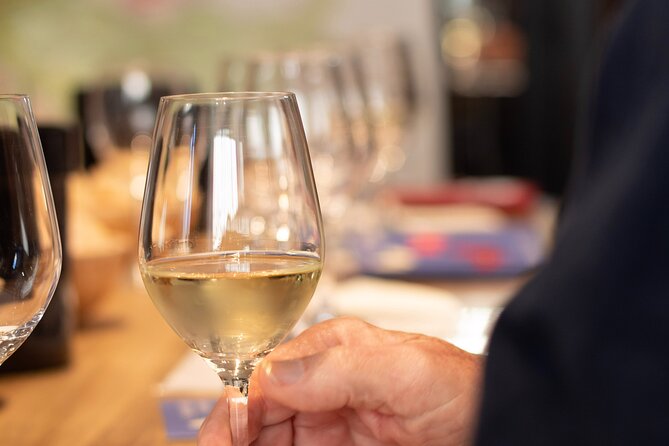 Introduction to Bordeaux wines paired with cheeses & charcuterie - A practical first taste of Bordeaux
