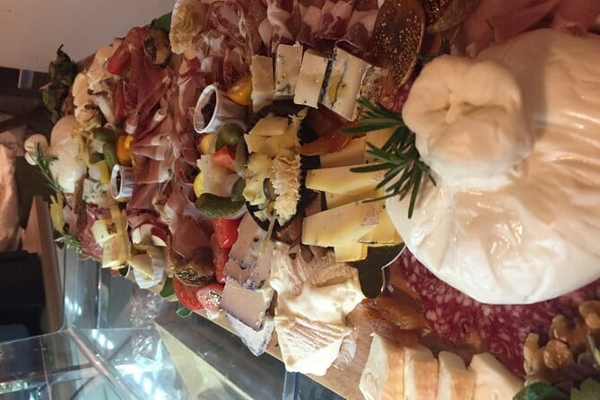 Italian Charcuterie & Cheese Board with Wine or Beer Pairing - Why This Tasting Works in Florence’s Oltrarno