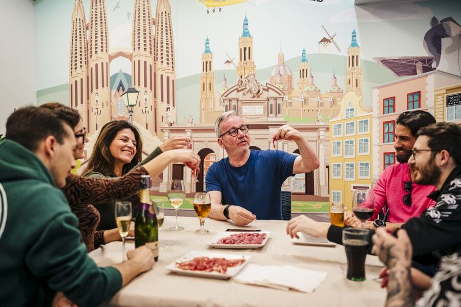 Jamón Experience Master Plus: Ham, Wine & Cheese Tasting - Three cheeses that reset your palate
