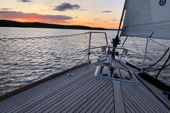 JFarwell Sunset Wine and Cheese Yacht Sailing - What the crew adds to the experience