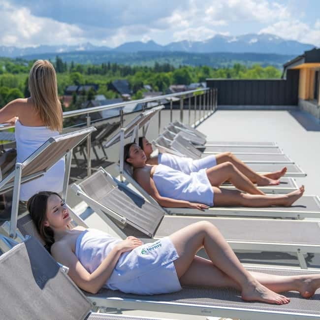 Krakow–Zakopane: Cable Car, Chocholow Baths, Cheese & Vodka - Three hours at Chocholow Thermal Baths
