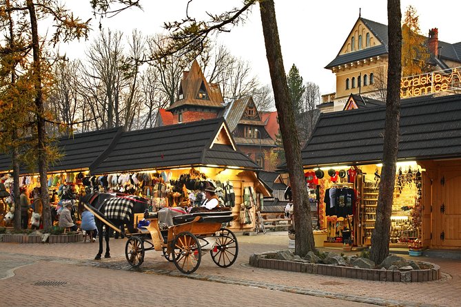 Krakow–Zakopane: Cable Car, Chocholow Baths, Cheese & Vodka - Pickup in Krakow and the long ride south