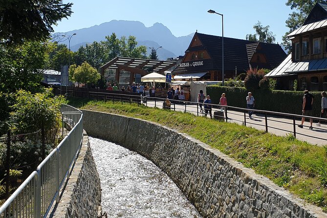 Krakow - Zakopane: Funicular, Cheese and Highland Highlights - Jaszczurówka and the highlander chapel