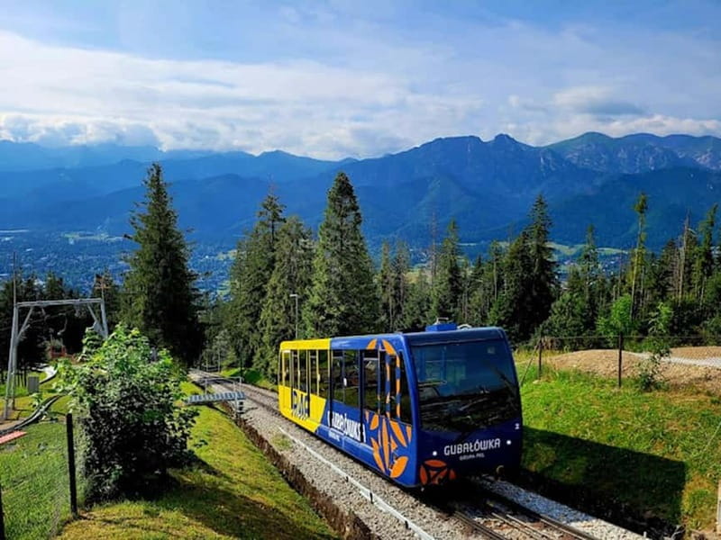 Krakow: Zakopane Tour with Funicular Ride and Cheese Tasting - Chochołów: a short look at a wooden village