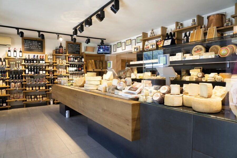 Lake Como: Cheese and Wine Tasting in Valsassina - What the $50 price really buys