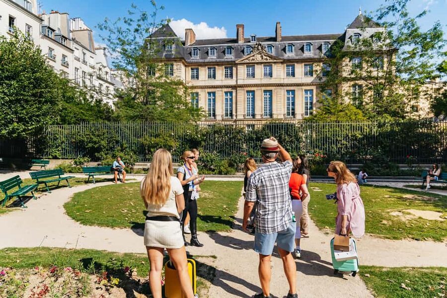 Le Marais Walking Food Tour with Cheese, Wine & Pastries - Key points to know before booking