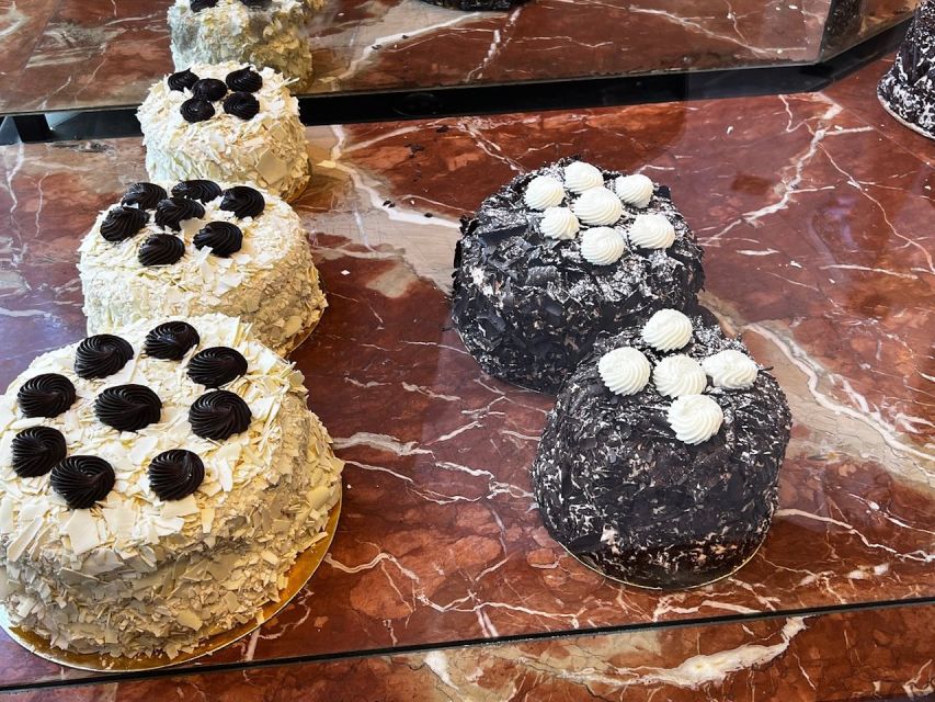 Le Marais Walking Food Tour with Cheese, Wine & Pastries - Who should book this Le Marais food walk?