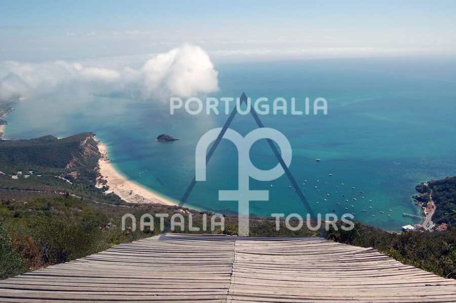 Lisbon Getaway: Private Arrábida Wine & Food Tour - Finishing at Sesimbra Castle and the Seaside Town