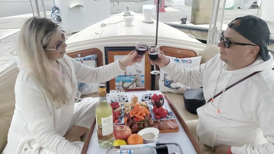 Los Angeles #1: Luxury Boat Cruise-Wine, Cheese & Sea Lions - What kind of cruise is this?
