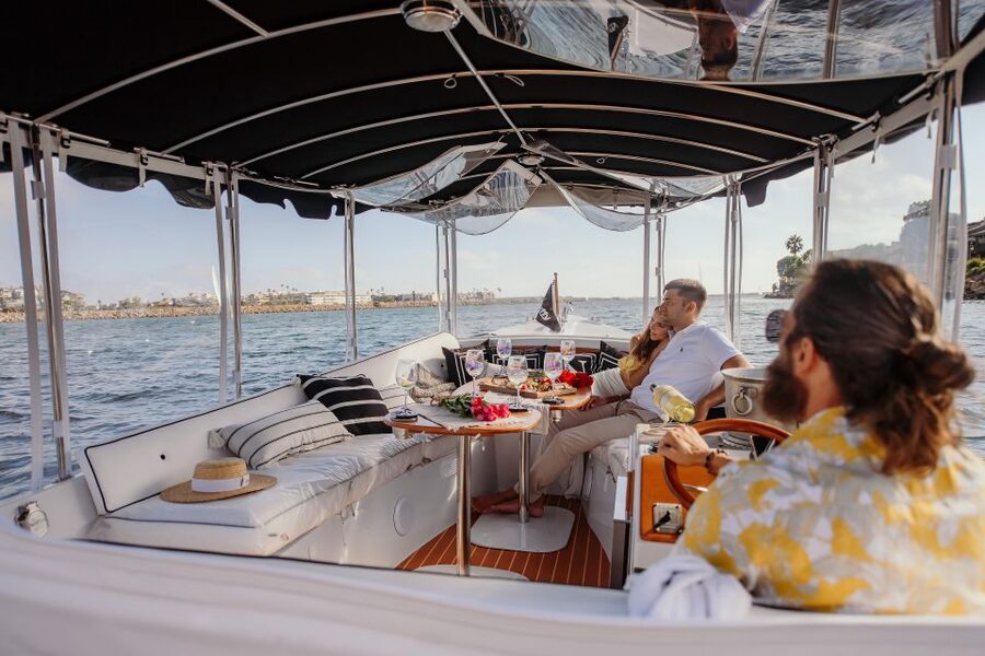 Los Angeles: Luxury Cruise with Wine, Cheese & Sea Lions - Choosing the best departure time