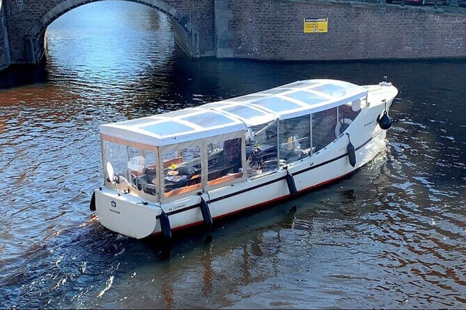 Luxury Amsterdam Canal Cruise – Unlimited Cocktails Included (1H) - Starting near Oudezijds Voorburgwal 226