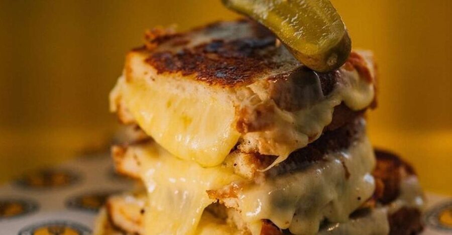 Manchester: Guided Cheese Crawl with Tastings - Key points to know before booking