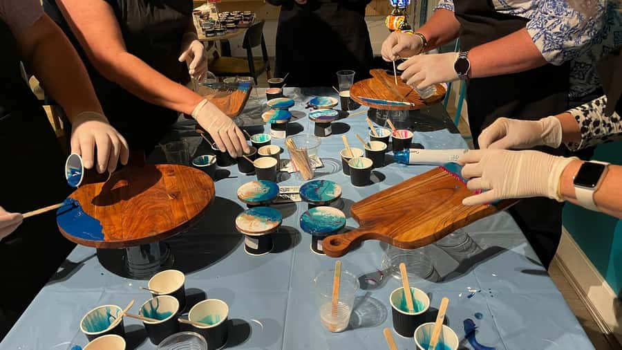 Melbourne: Resin Art Classes - Cheeseboard & Coasters - What this Melbourne resin class is really about
