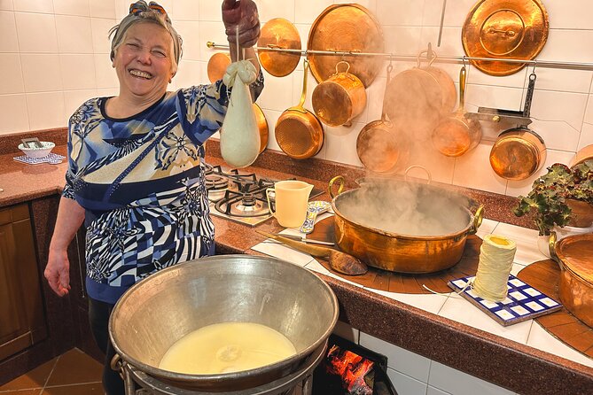 Mozzarella experience with private cooking class - Five things to know before booking