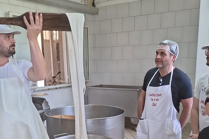 Mozzarella Experience with Tasting in Vico Equense - What you actually eat at the tasting