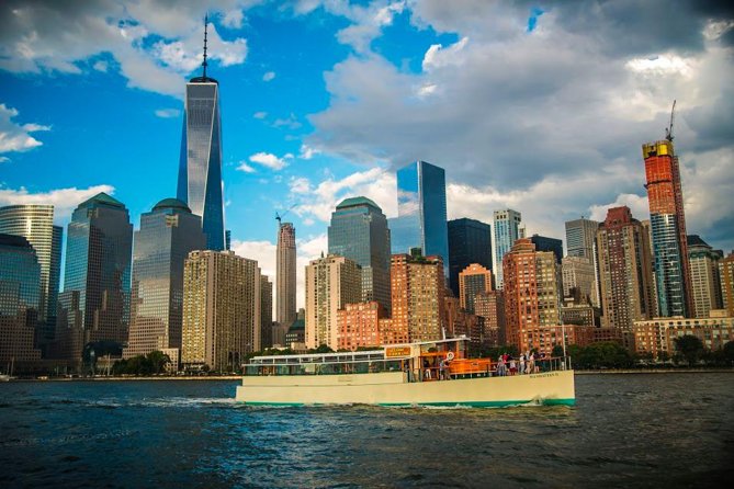 New York City: Champagne, Cheese, Caviar & Sightseeing Cruise - Passing One World Trade Center and entering the harbor