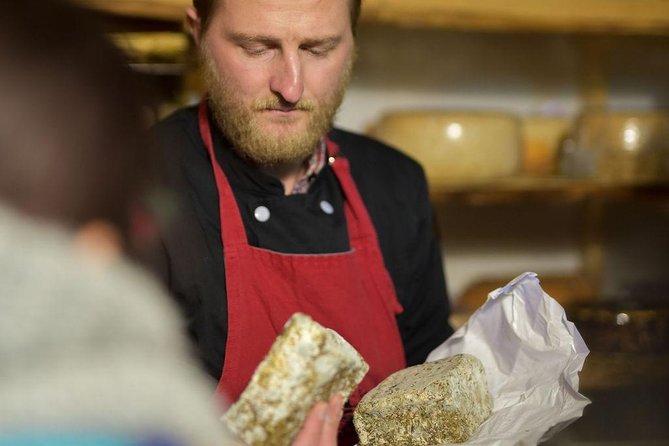 Paris Art of Pairing Cheese and Wine Tasting in a Cheese Cellar - Why the Guides Make Such a Difference
