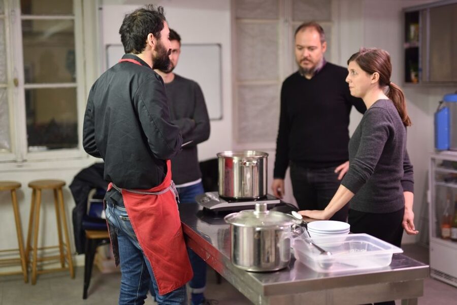 Paris: Butter and Cheesemaking Workshop - Churning traditional French butter
