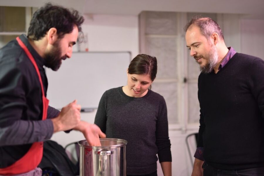 Paris: Butter and Cheesemaking Workshop - Who should book this workshop?