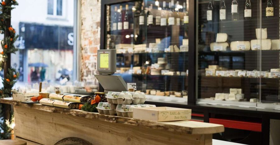 Paris: Cheese and Wine Class in a 17th Century Cellar - Entering the 17th-century cheese cellar