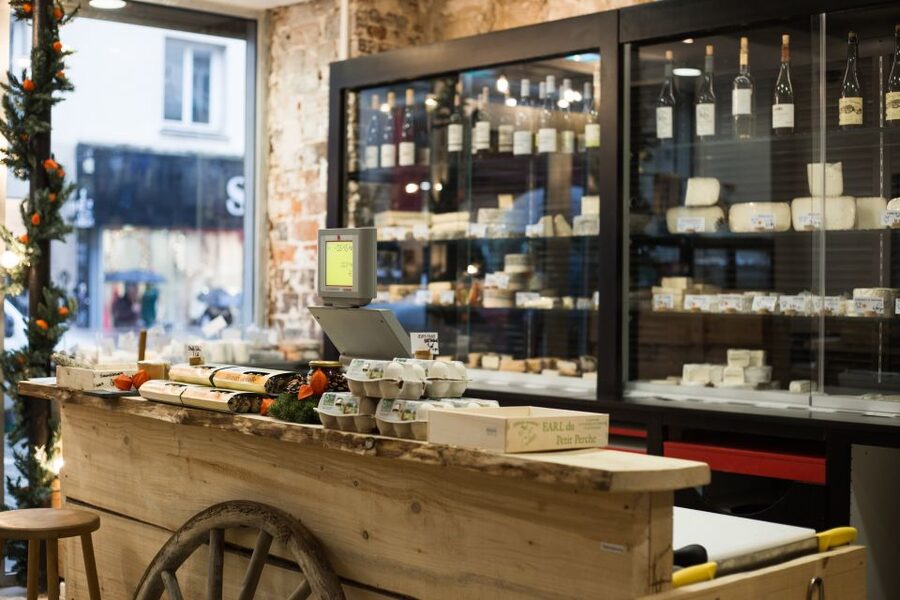 Paris: Cheese and Wine Class in a 17th Century Cellar - A 90-minute change of pace in Paris