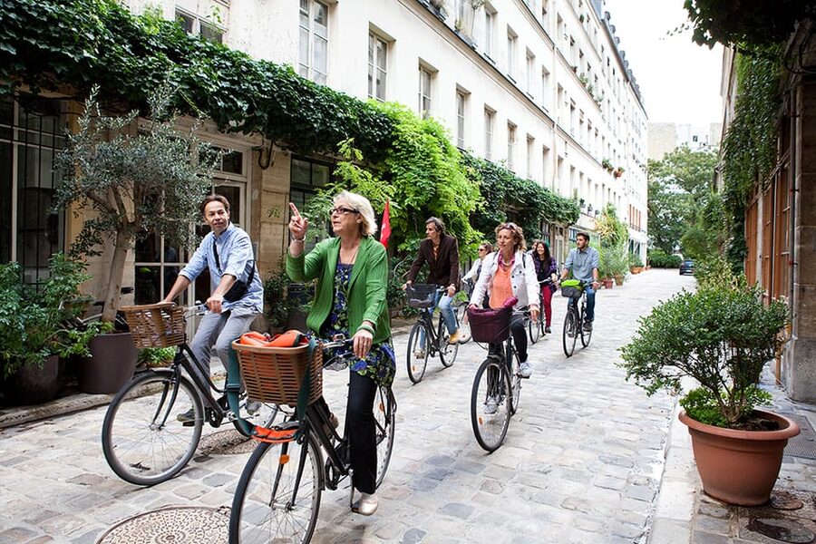 Paris Marais Bike Tour with Cheese & Sweet Tastings - Why this Marais bike tour works