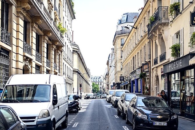Paris St Germain Food Tour with Cheeses, Foie Gras, Wines & More - What the guides add to the meal