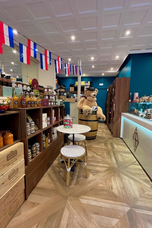 Paris: Tasting of 3 Wine and 3 Cheese - Should you book it?