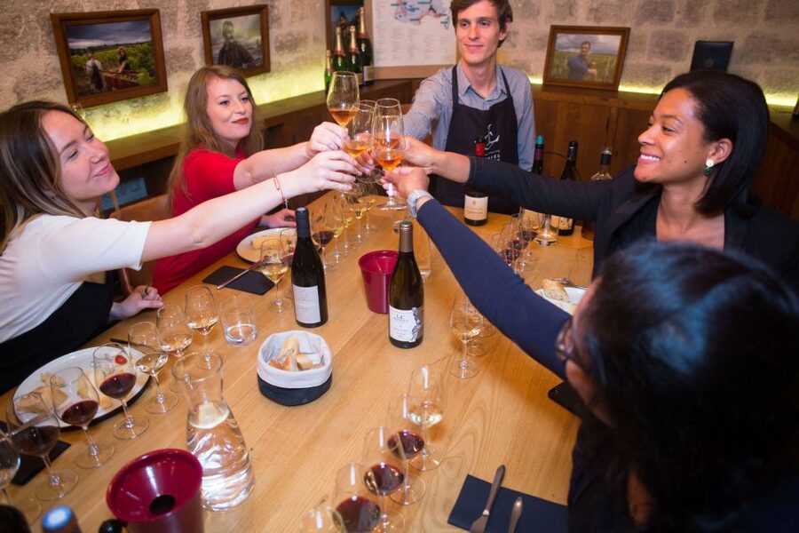 Paris: The Ultimate Wine and Cheese Tasting in English - Who should book this experience?