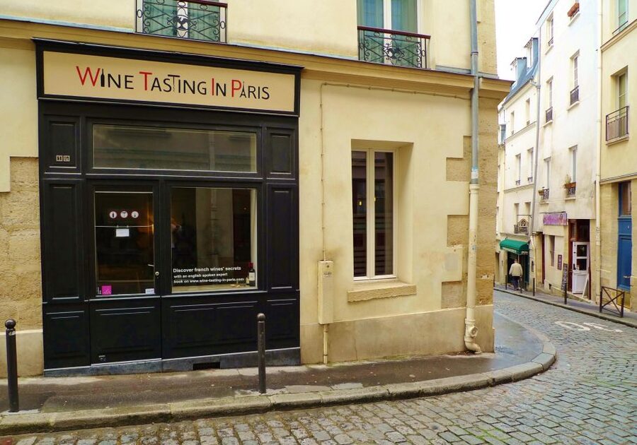 Paris: Wine and Cheese Pairing - Why the 12-person limit matters