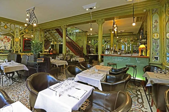 Paris Wine and Cheese Pairing Private Masterclass in a Bistrot - Who should book this Paris wine class?