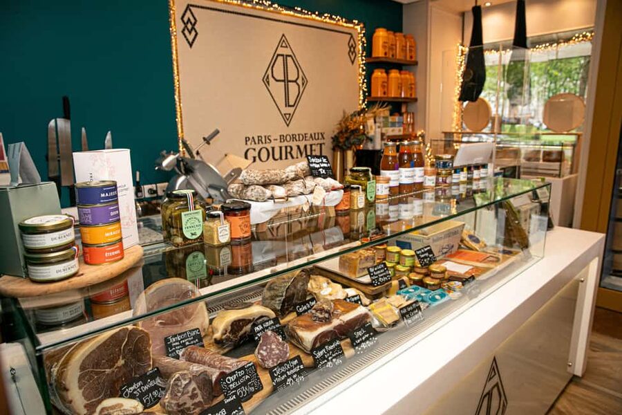 Paris: Wine & Cheese Tasting Master Class Near Eiffel Tower - Why the $94 price can make sense