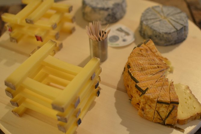 Paris Wine with Cheese Pairing & Tasting Small Group Class - A Latin Quarter setting for a food lesson