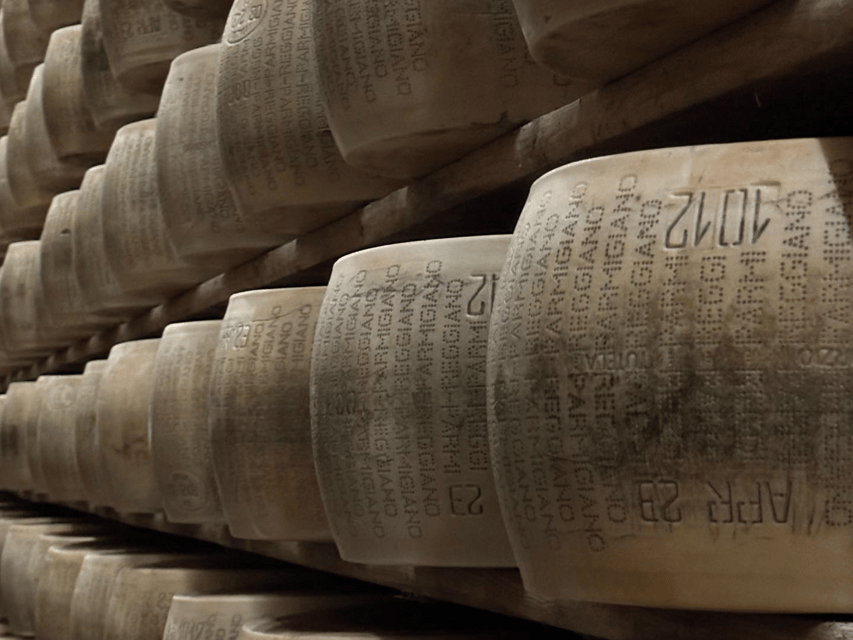 Parmesan Cheese Tour & Tasting in Modena - The aging warehouse and its 6,000 wheels